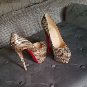 Christian Louboutin Pumps
